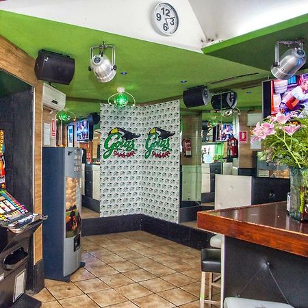 奥维耶多 Hostal Goias酒店 外观 照片